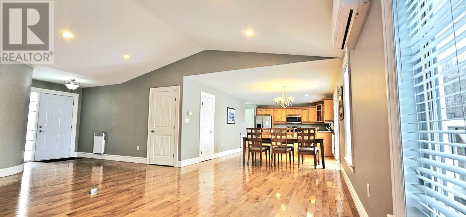 53 BONAVISTA AVENUE - 16