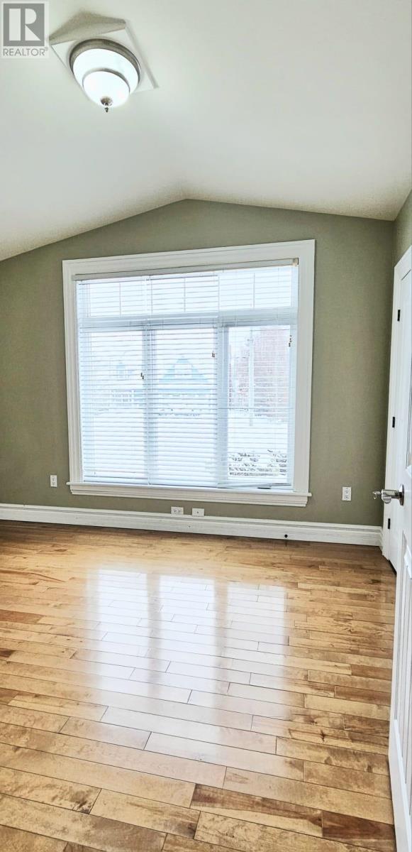 53 BONAVISTA AVENUE - 22