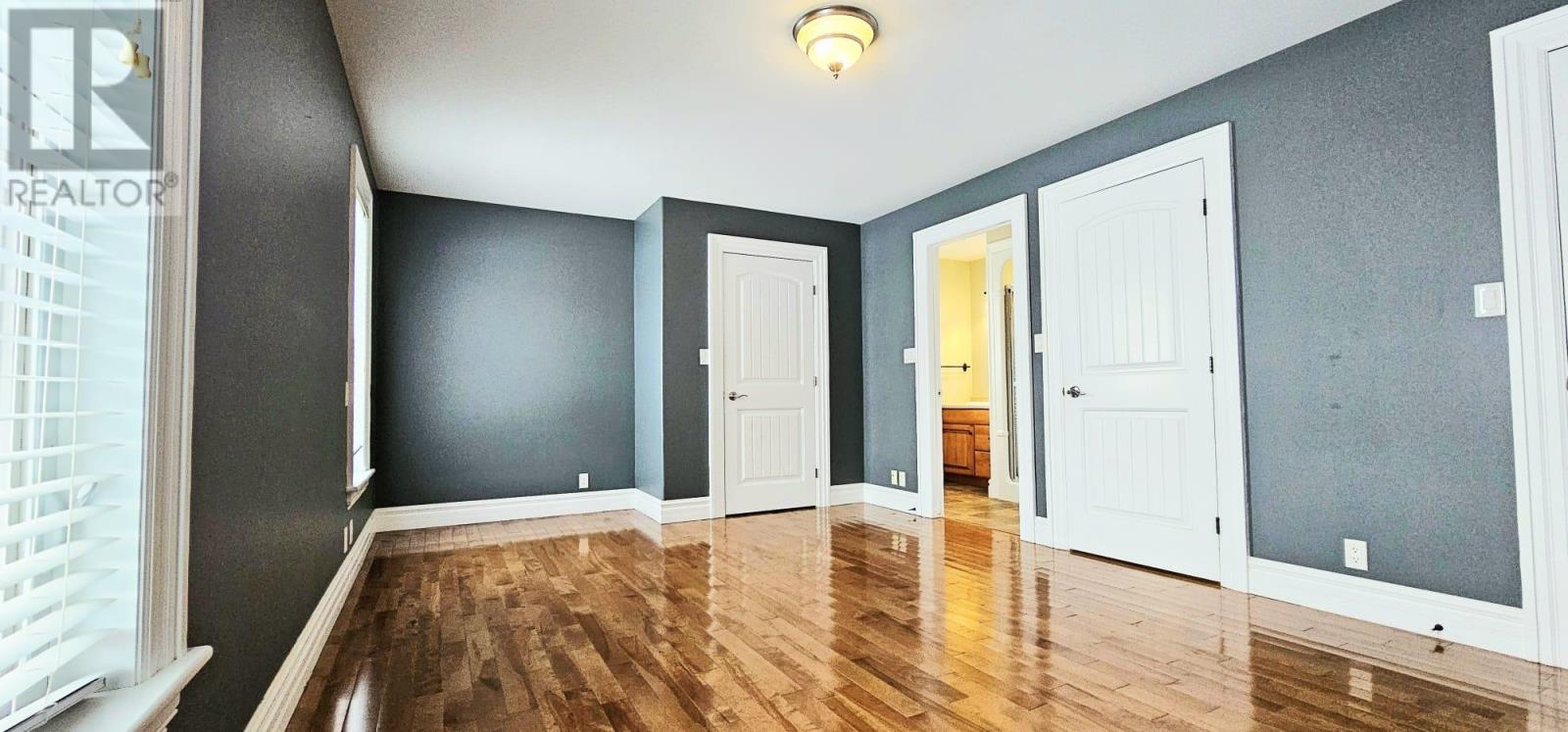 53 BONAVISTA AVENUE - 30