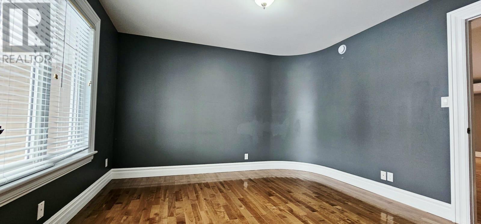 53 BONAVISTA AVENUE - 35