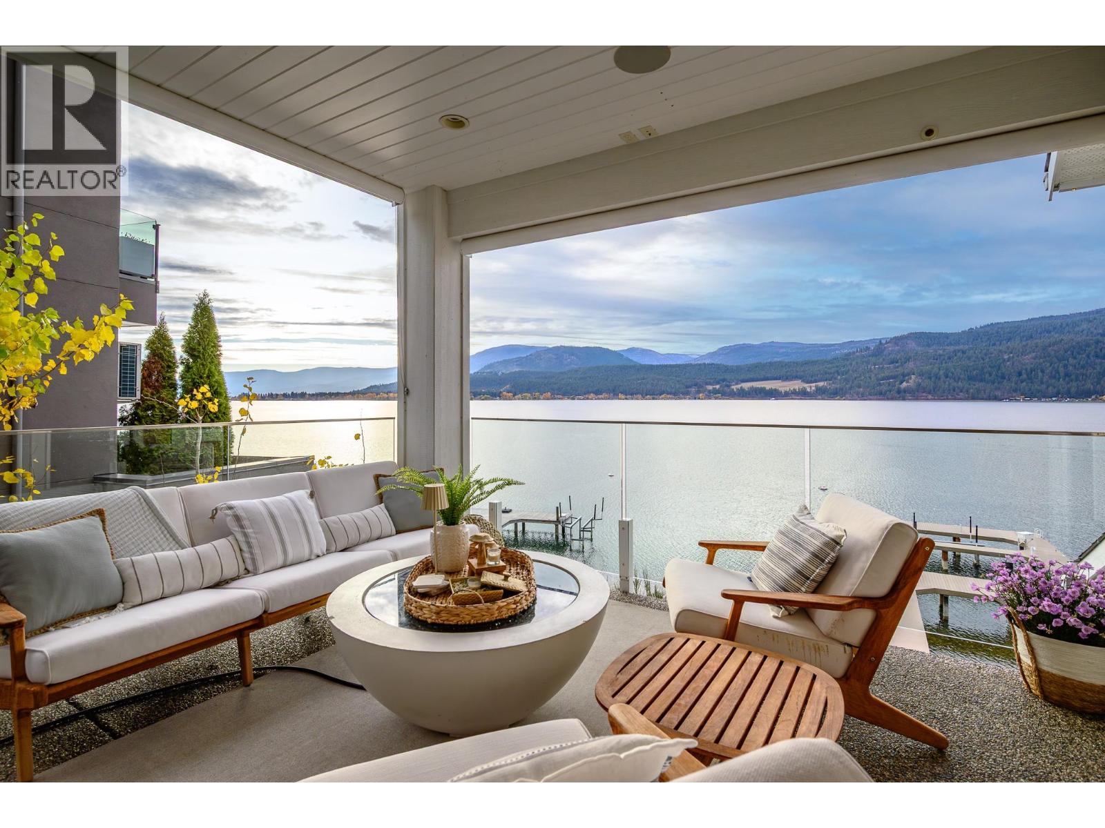 2 70 Kestrel Place, Vernon