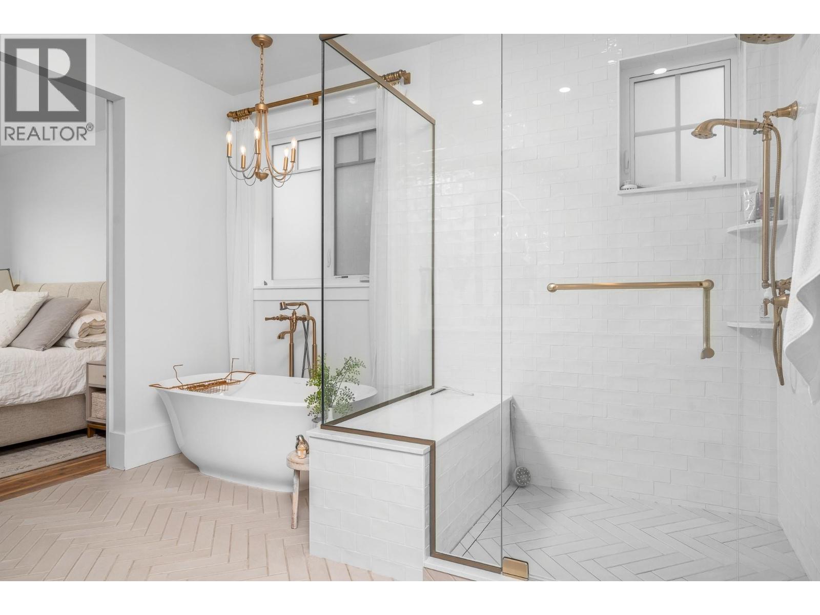 2 70 Kestrel Place, Vernon