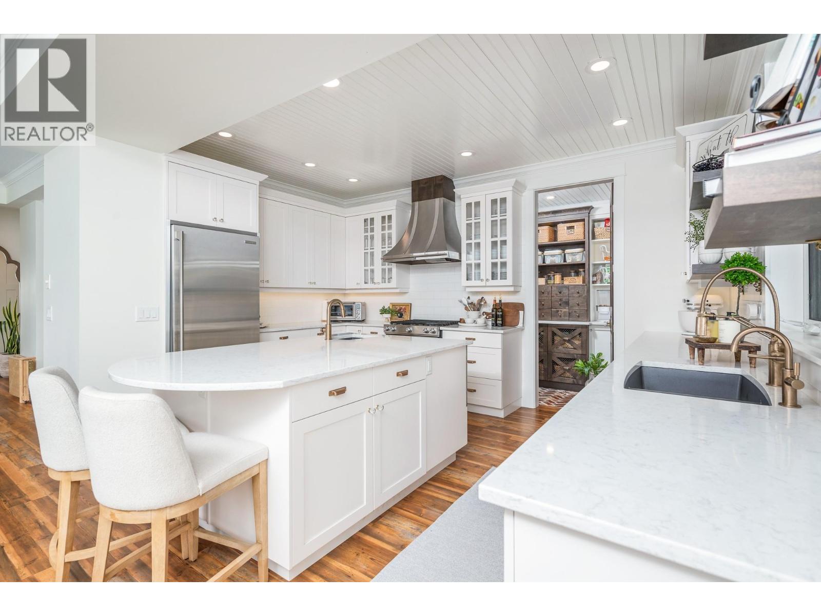 2 70 Kestrel Place, Vernon