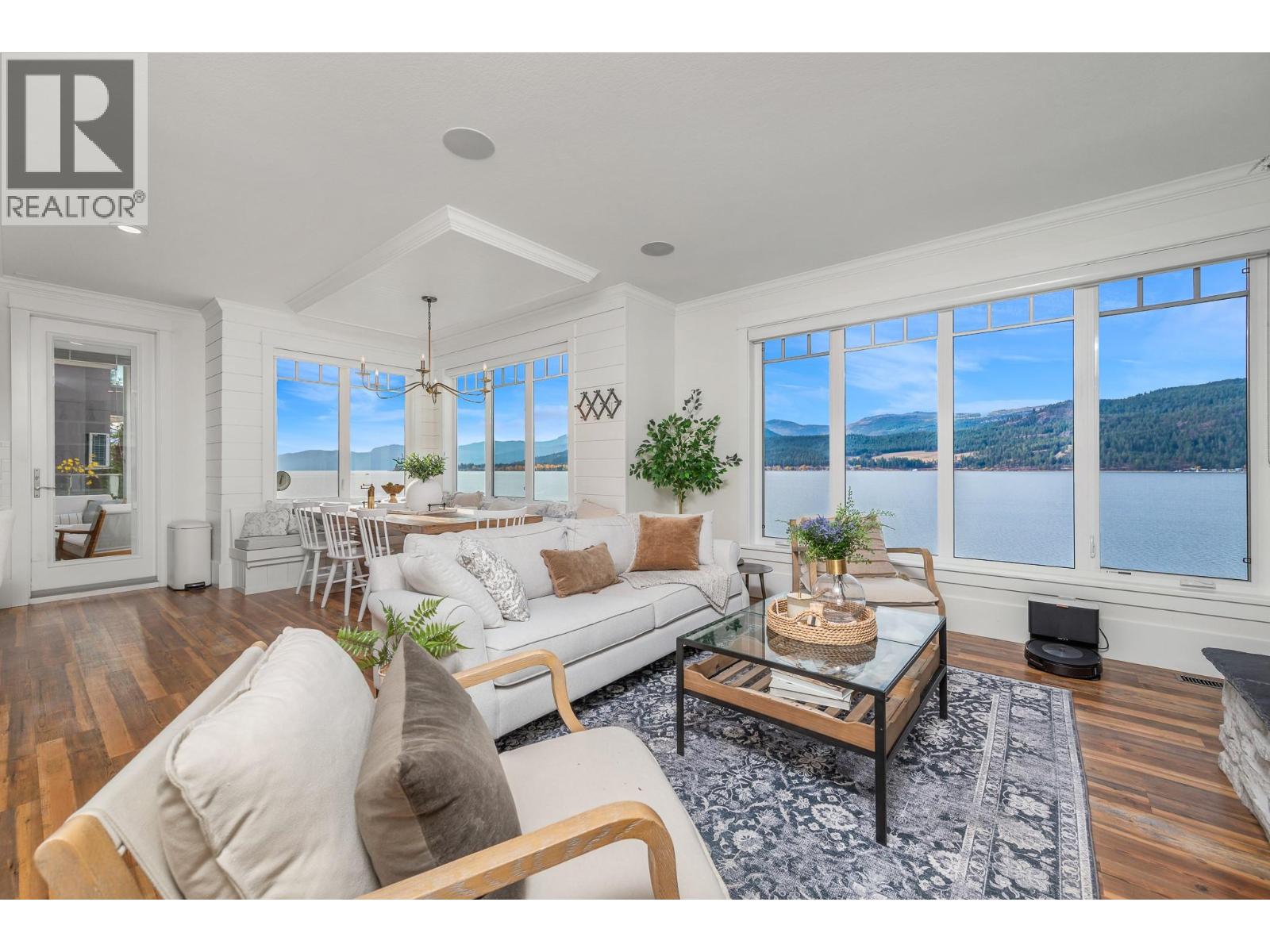 2 70 Kestrel Place, Vernon