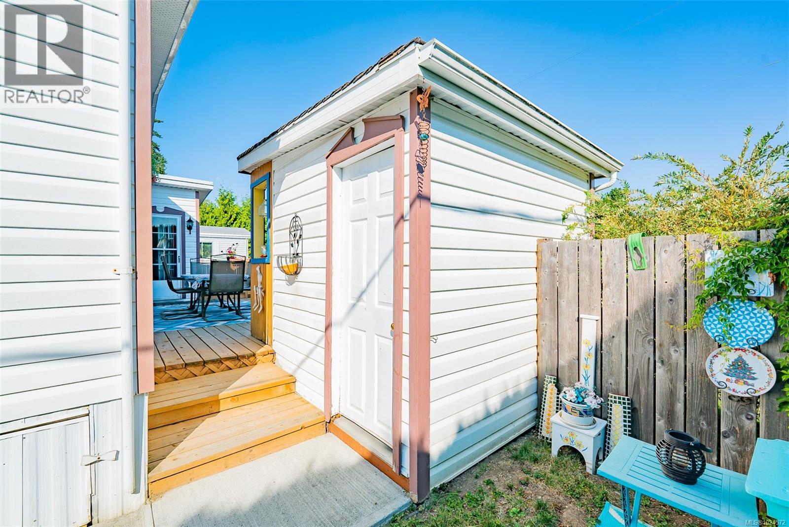 #67 1572 SEABIRD RD - 32