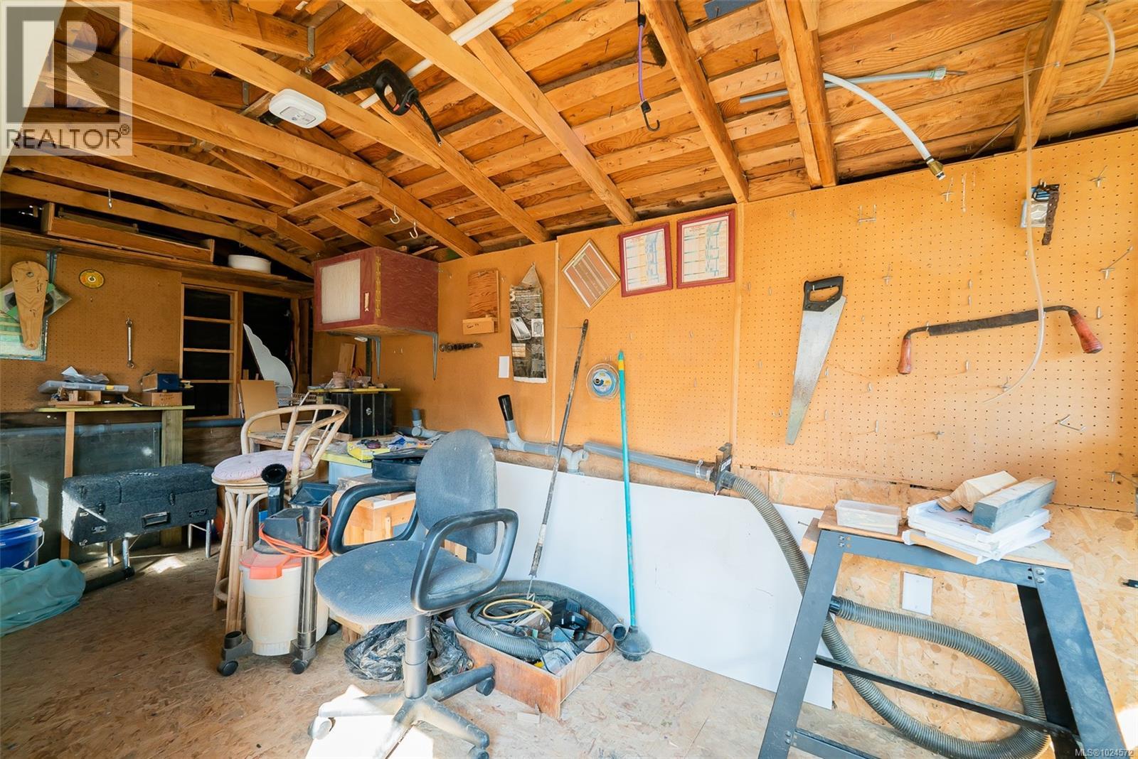 #67 1572 SEABIRD RD - 43