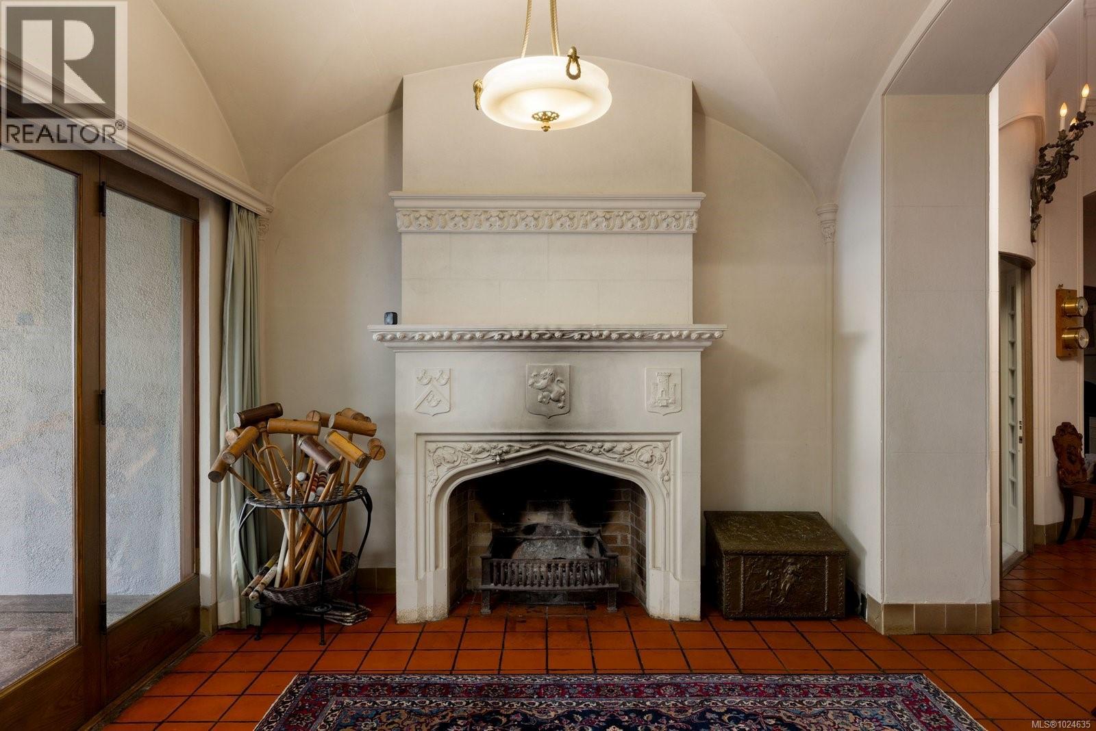 3175 Beach Dr - 35