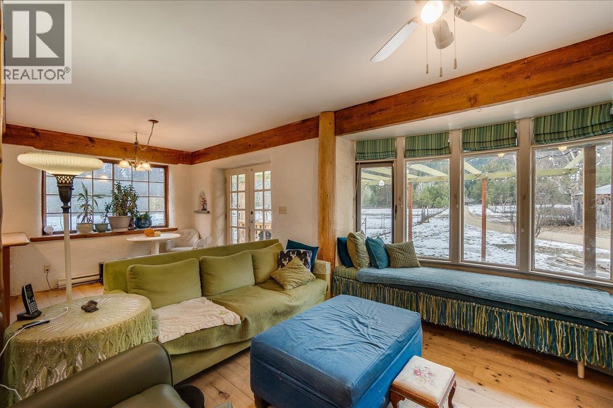 3918 PASSMORE UPPER ROAD - 10