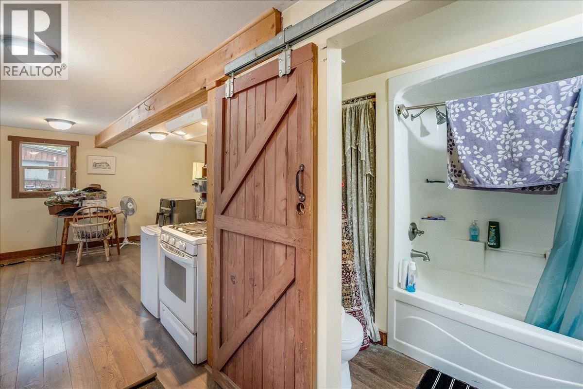 3918 PASSMORE UPPER ROAD - 79