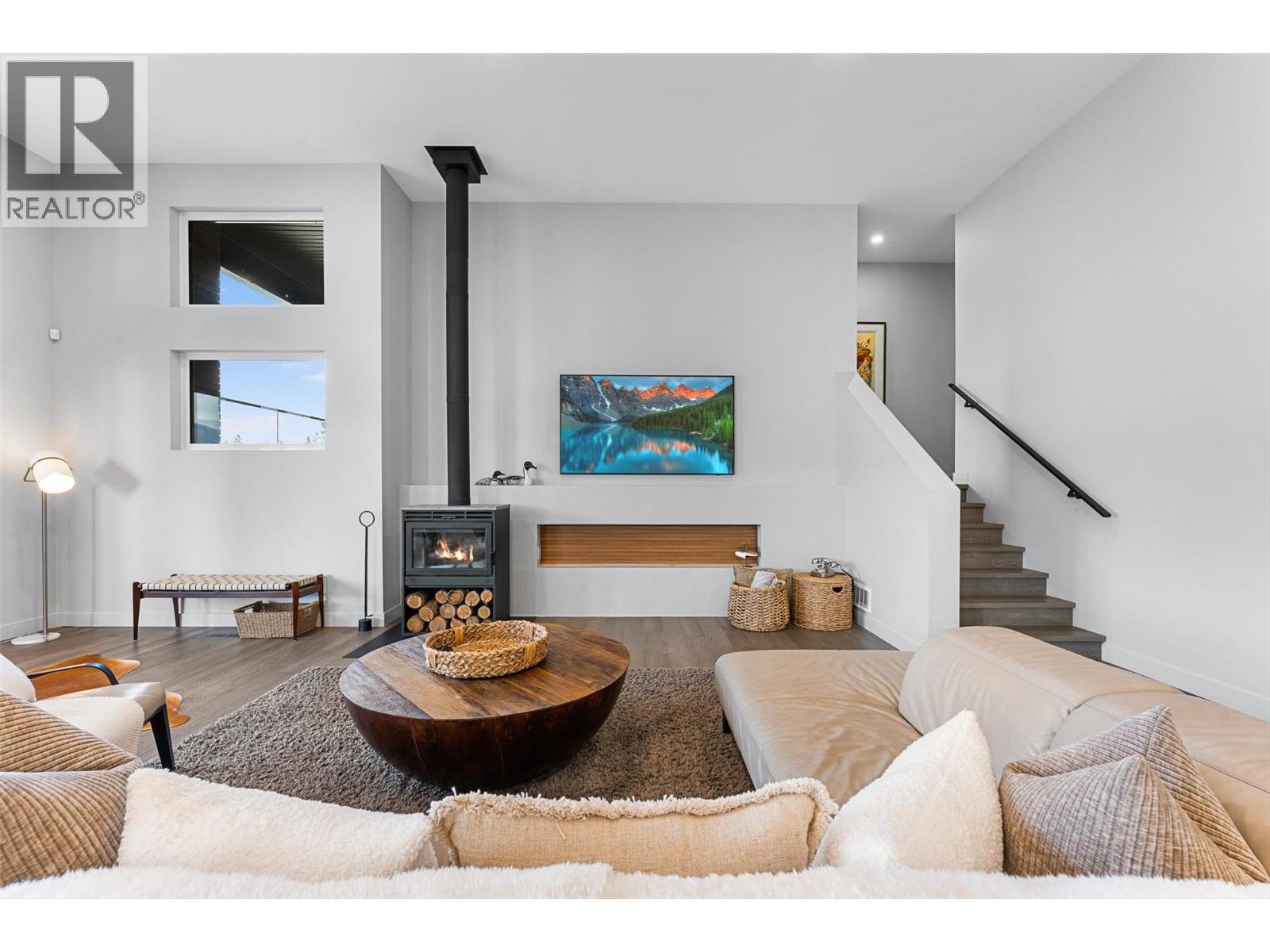  3617 Maiden Grass Court, Kelowna