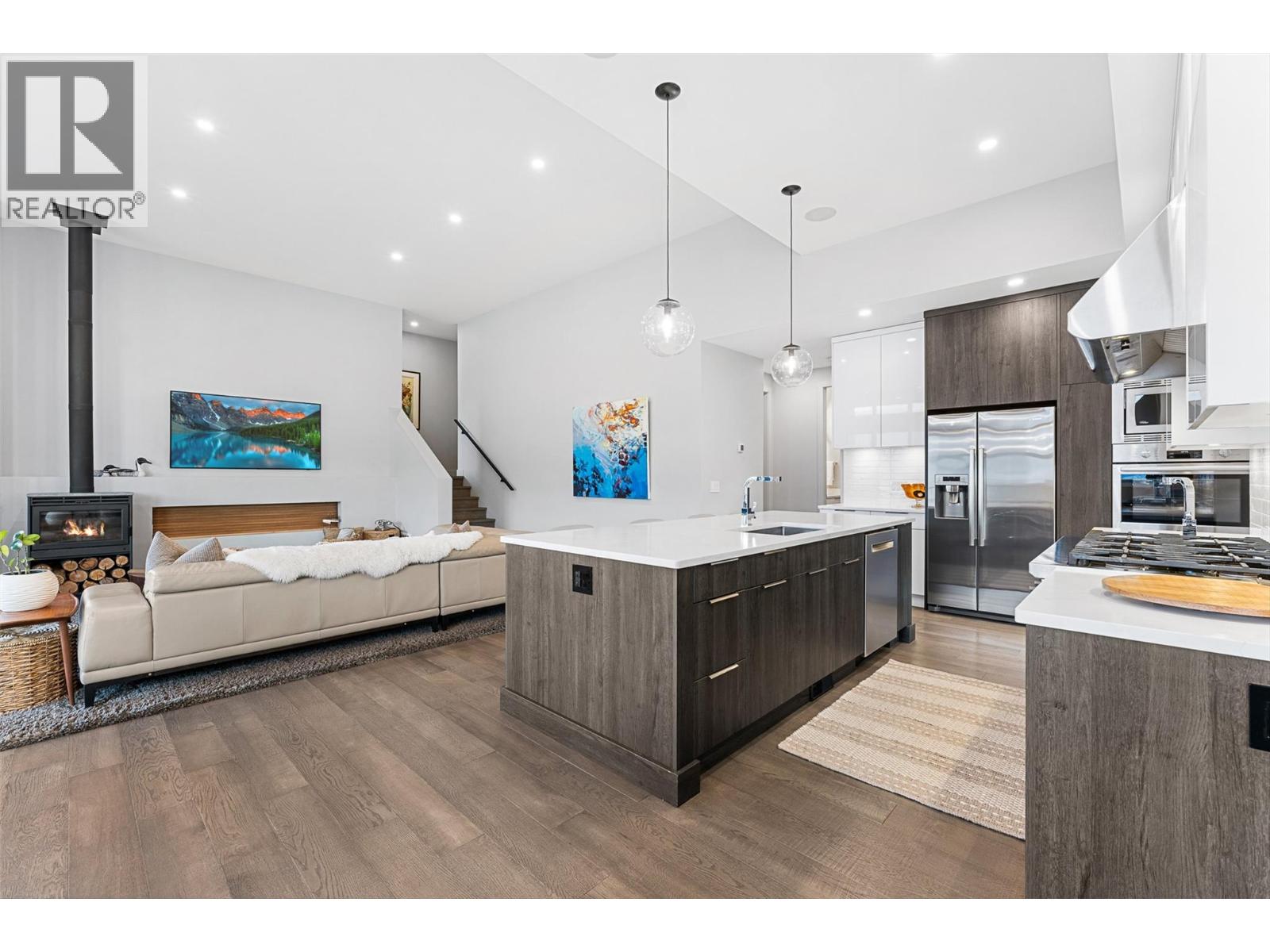  3617 Maiden Grass Court, Kelowna