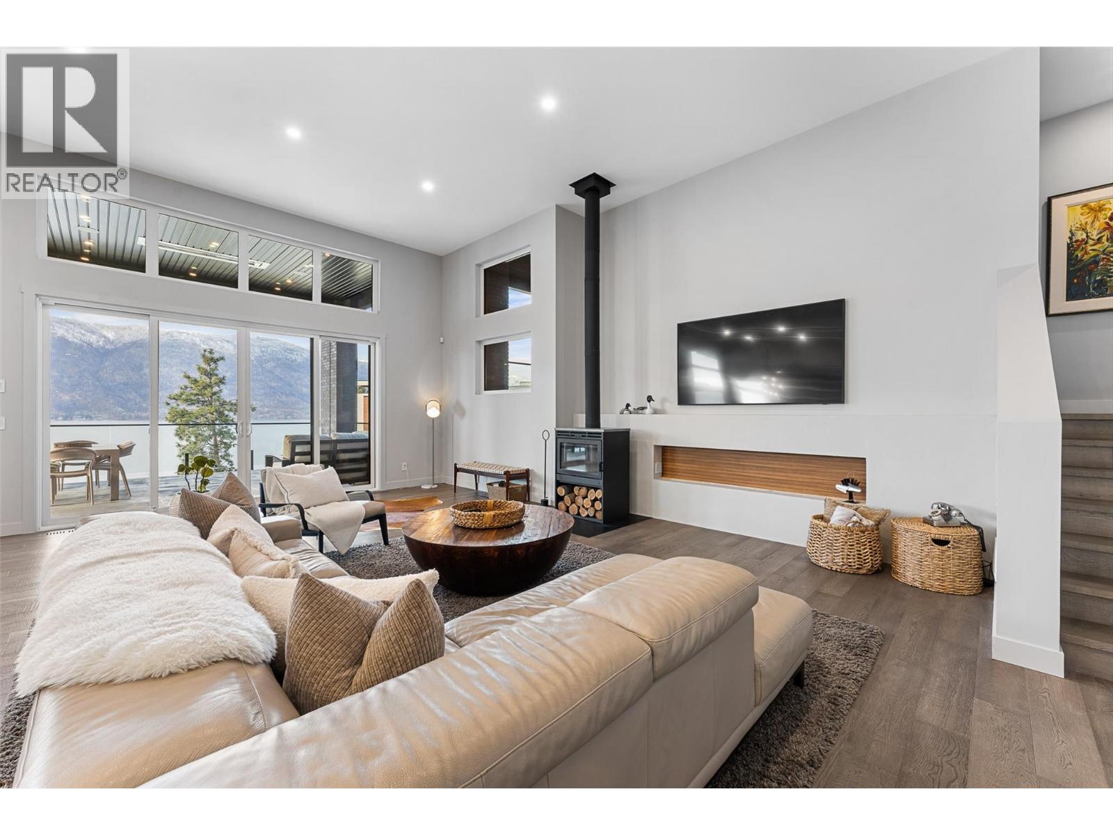  3617 Maiden Grass Court, Kelowna