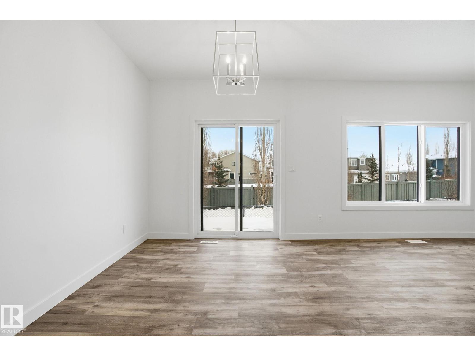 #5 5122 213A ST NW NW - 11