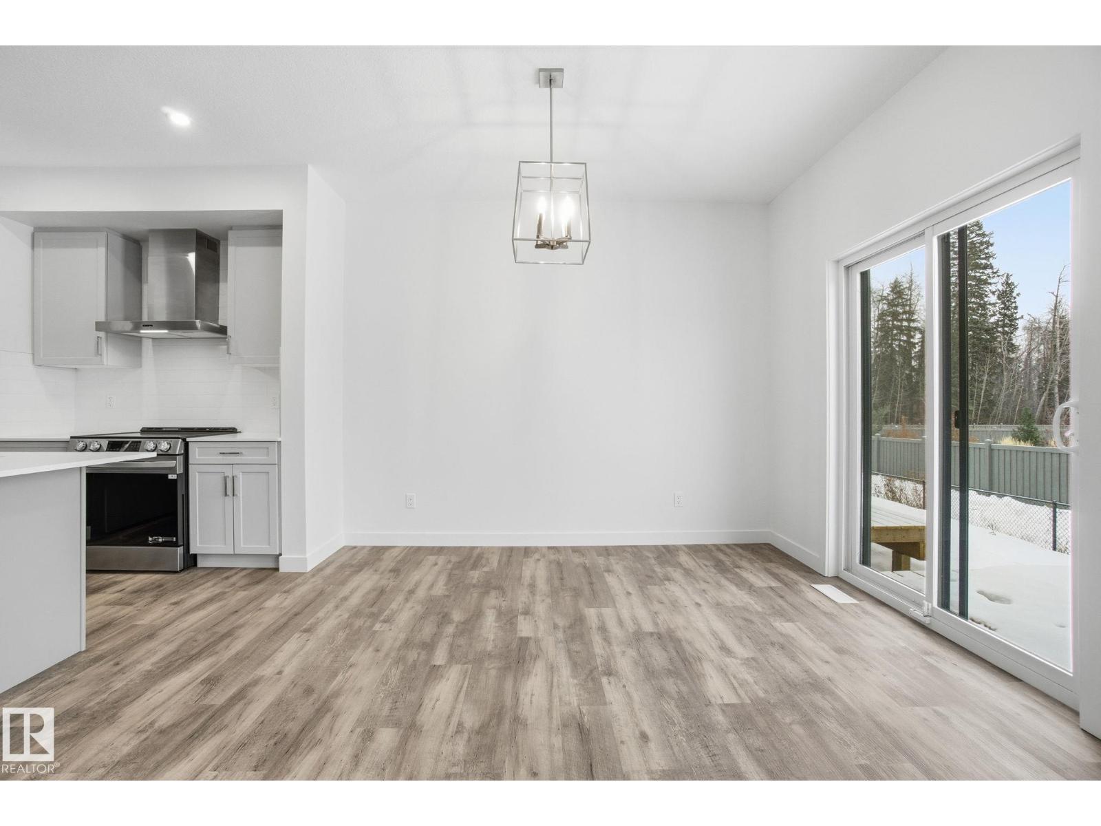 #5 5122 213A ST NW NW - 12