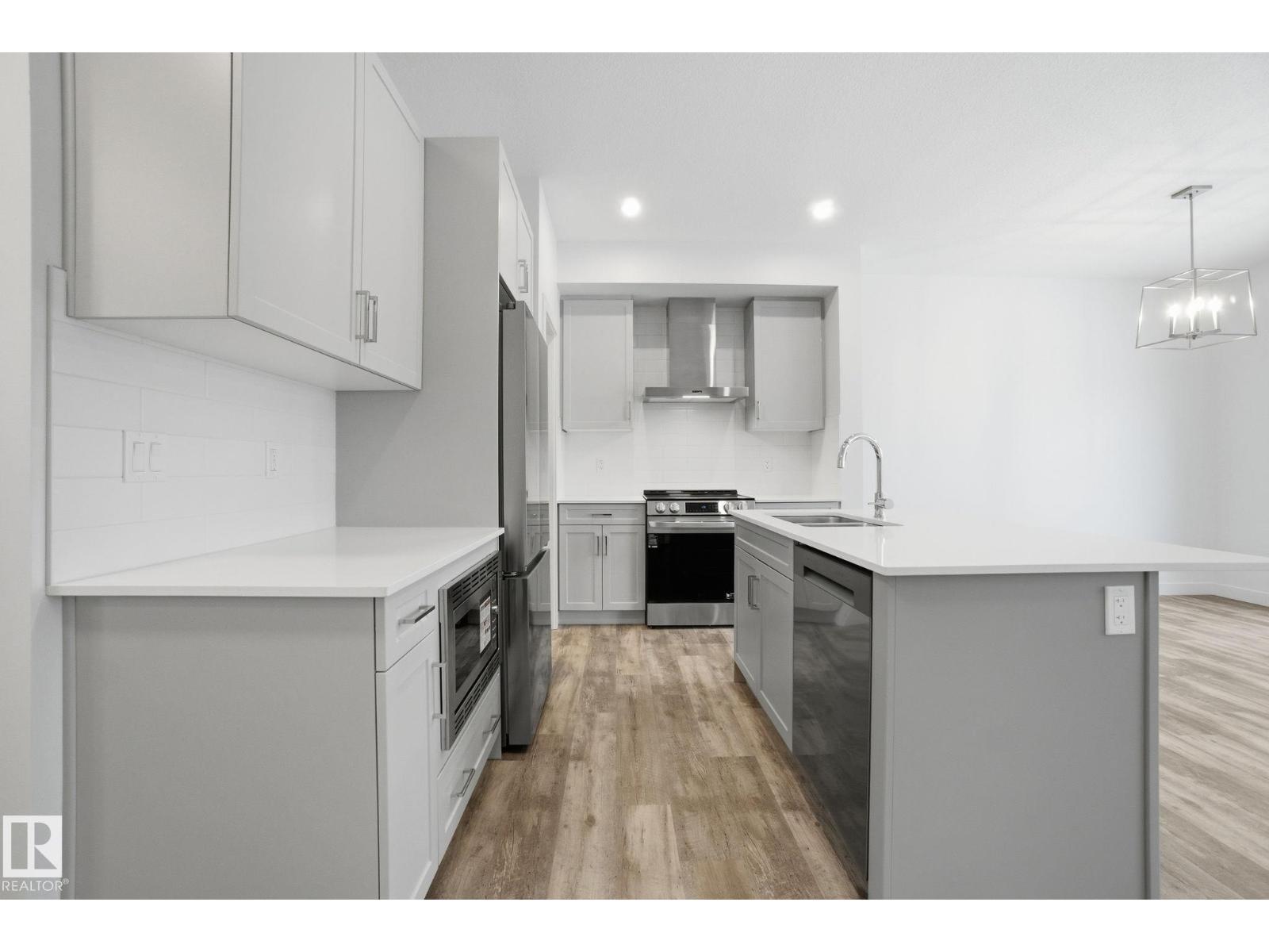 #5 5122 213A ST NW NW - 7
