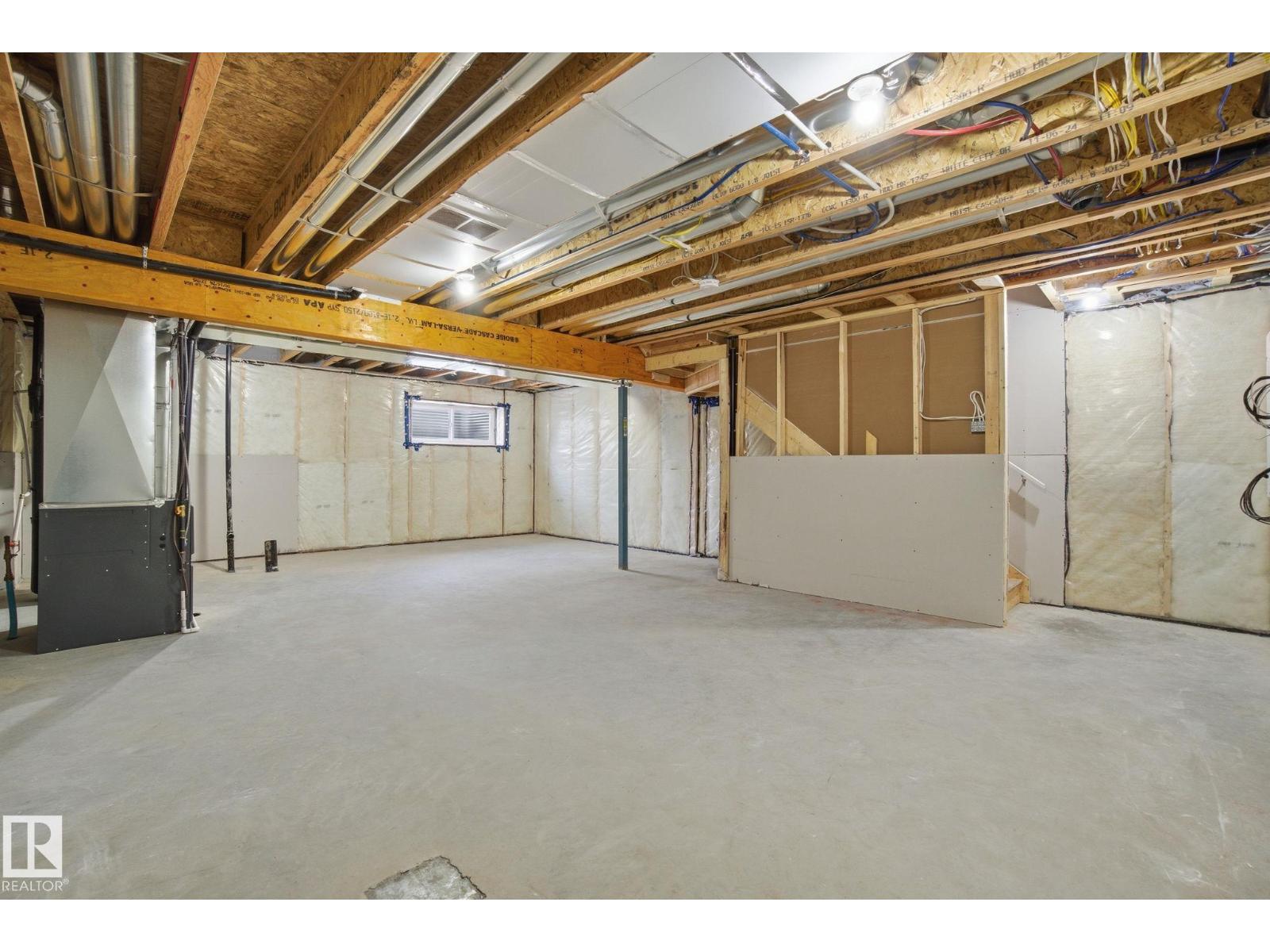 #64 5122 213A ST NW - 26