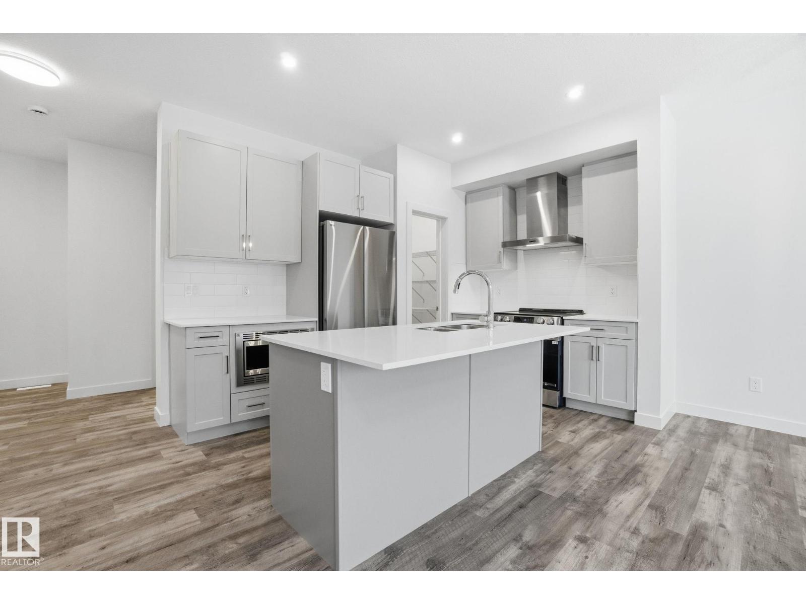 #64 5122 213A ST NW - 7