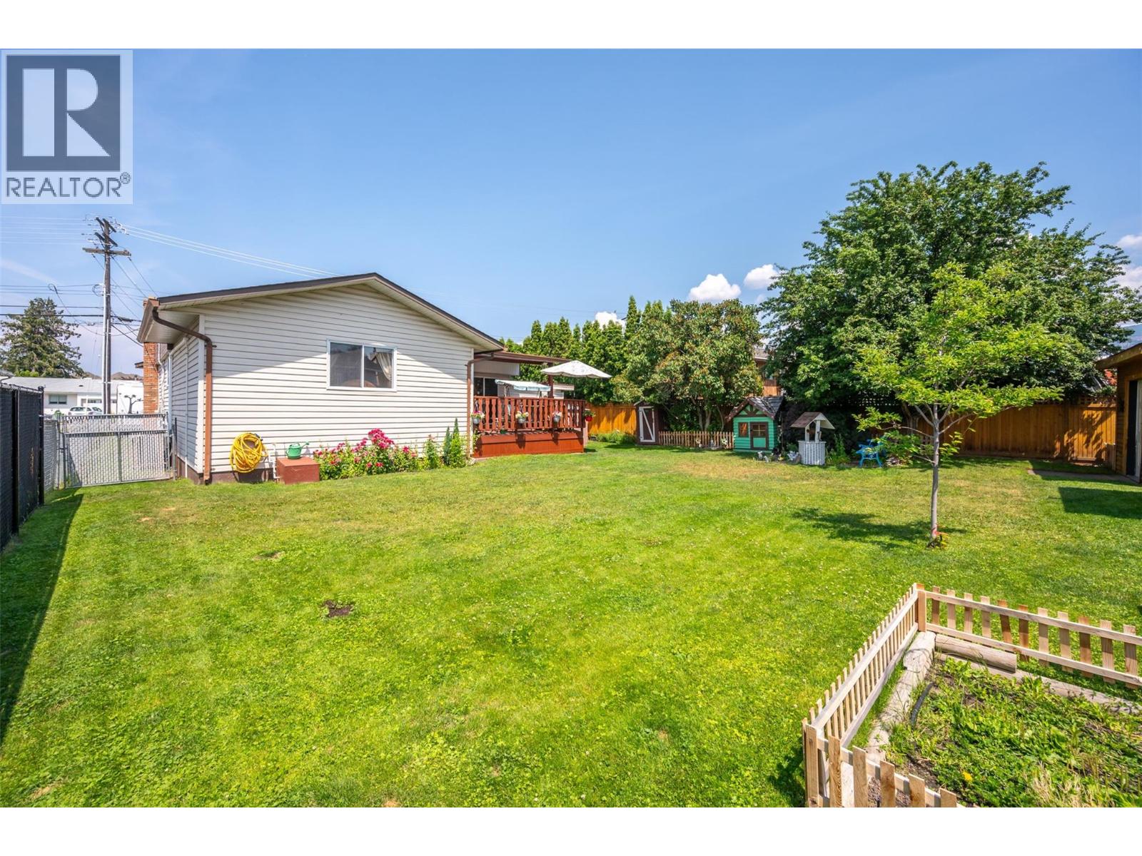 238 Huth Avenue, Penticton