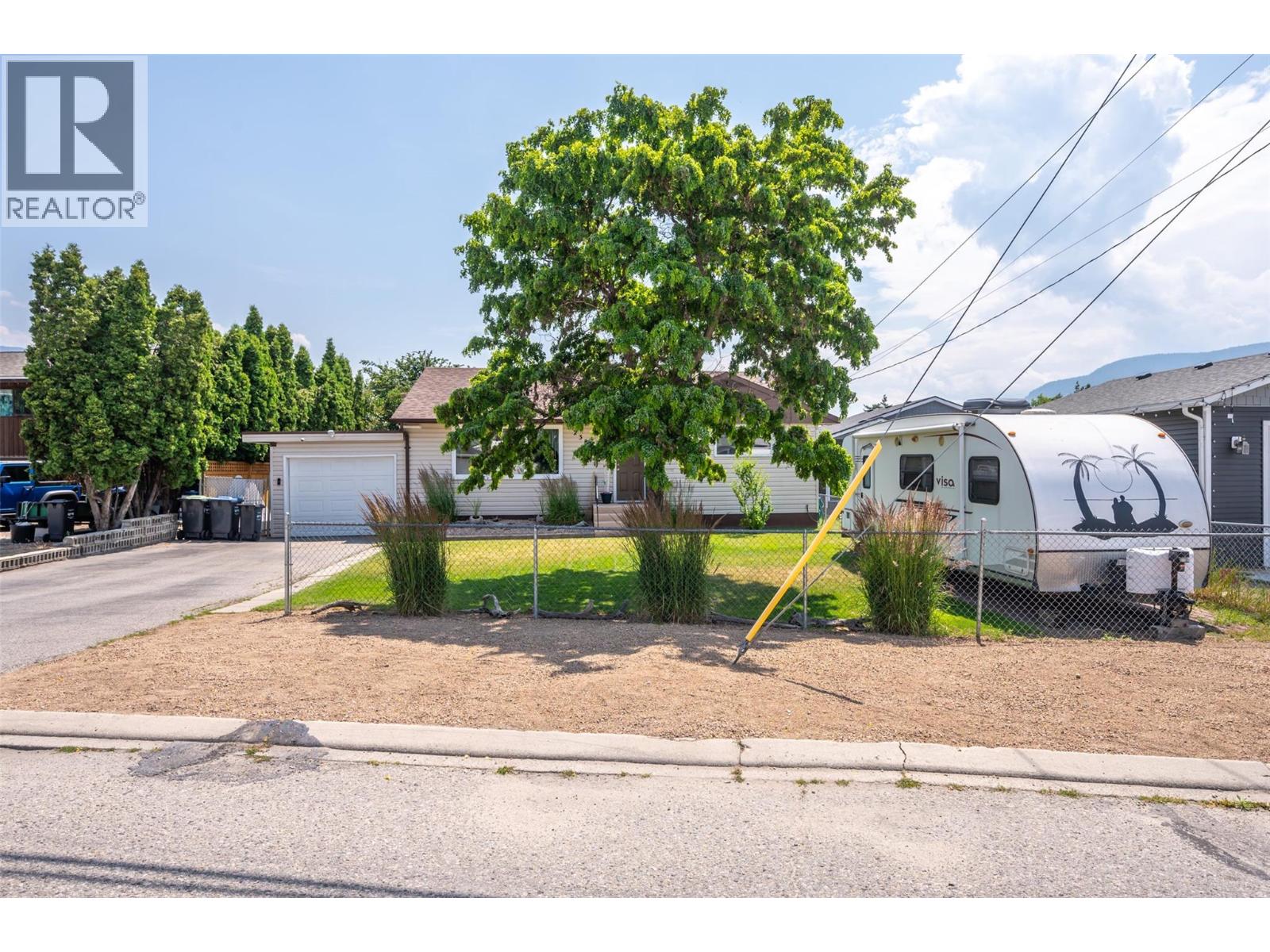 238 Huth Avenue, Penticton