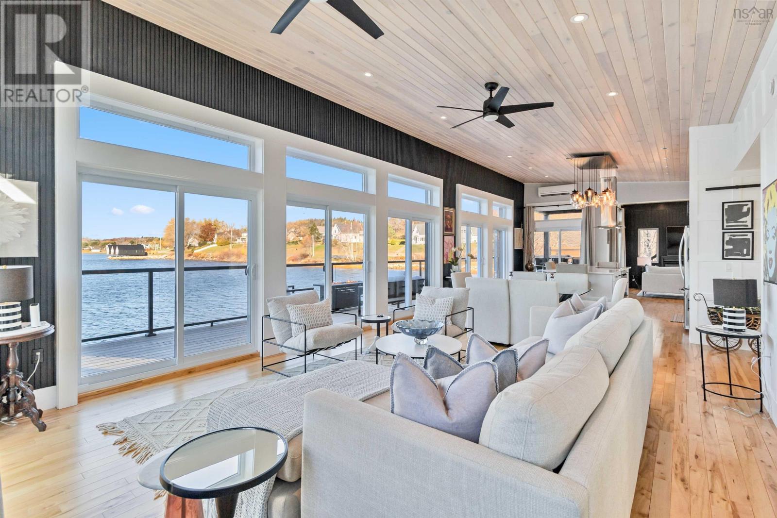 Property 20 of 46 of 2 693 Masons Beach Road