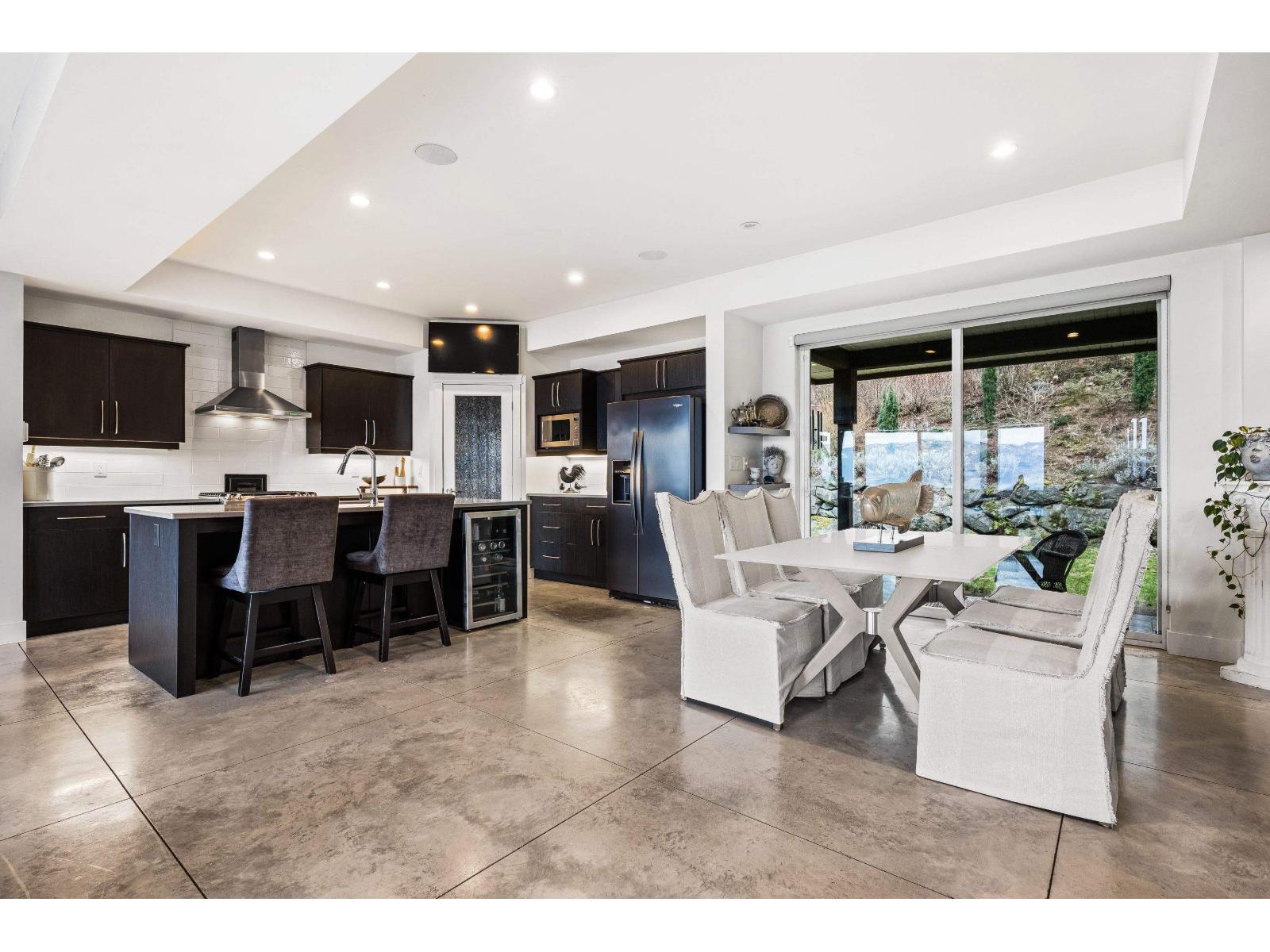 5480 MACLACHLAN PLACE, Promontory, Chilliwack