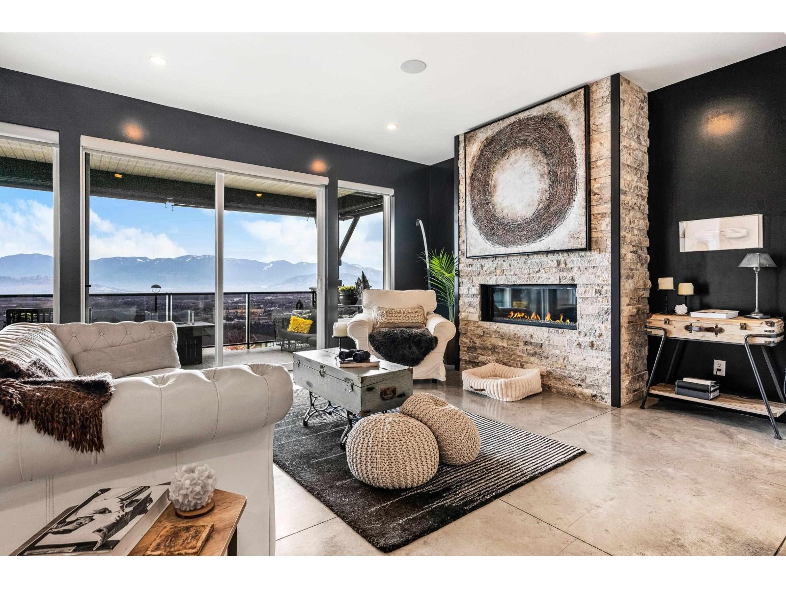 5480 MACLACHLAN PLACE, Promontory, Chilliwack