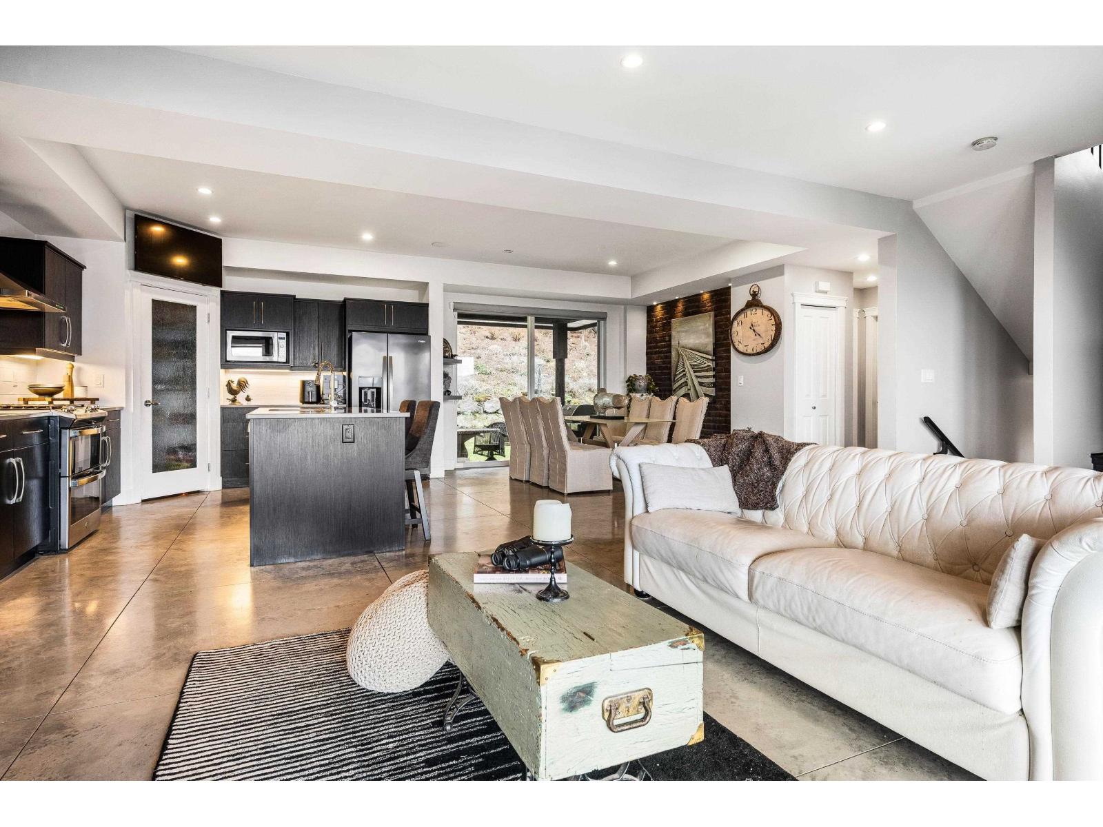 5480 MACLACHLAN PLACE, Promontory, Chilliwack