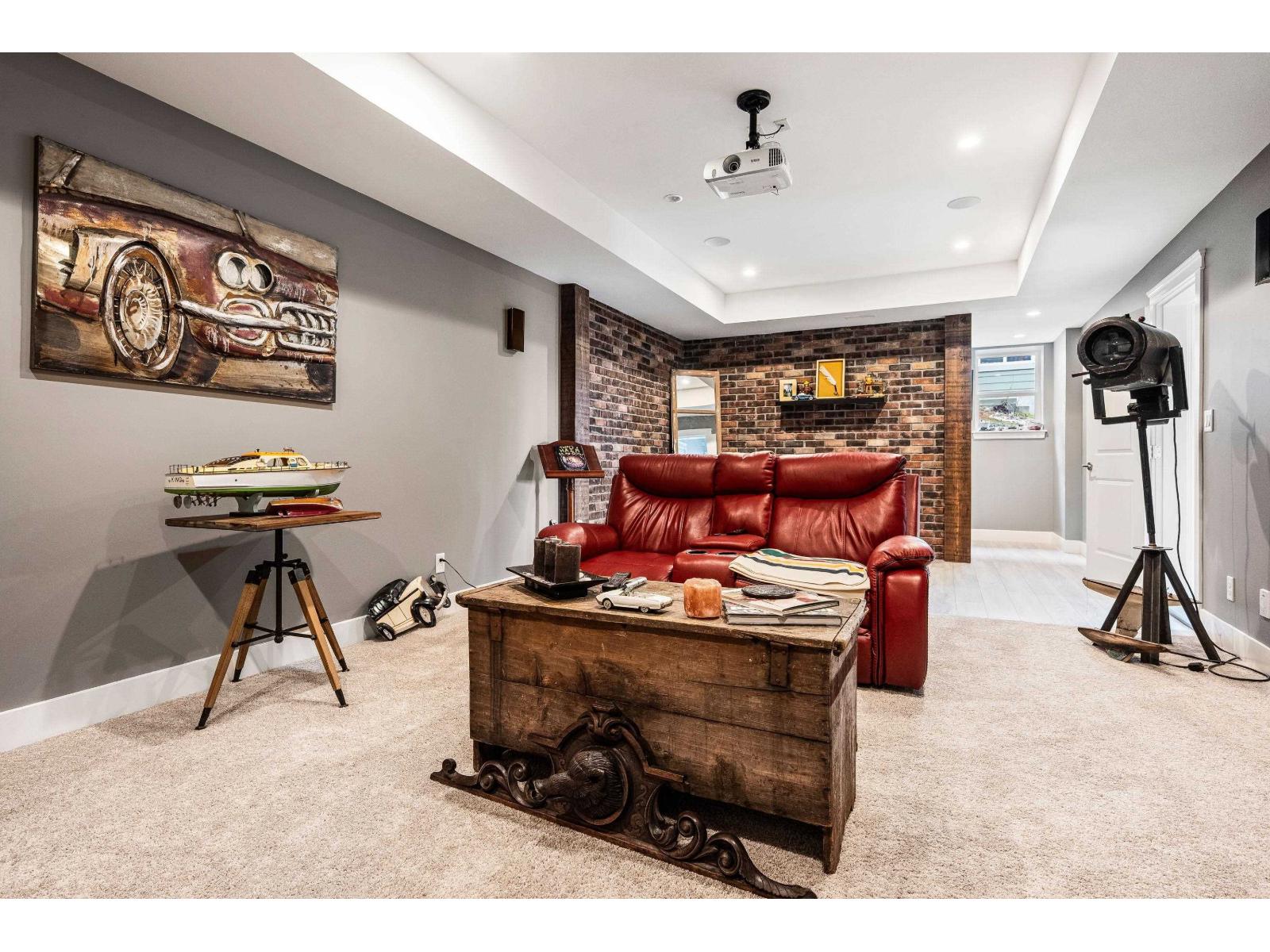 5480 MACLACHLAN PLACE, Promontory, Chilliwack