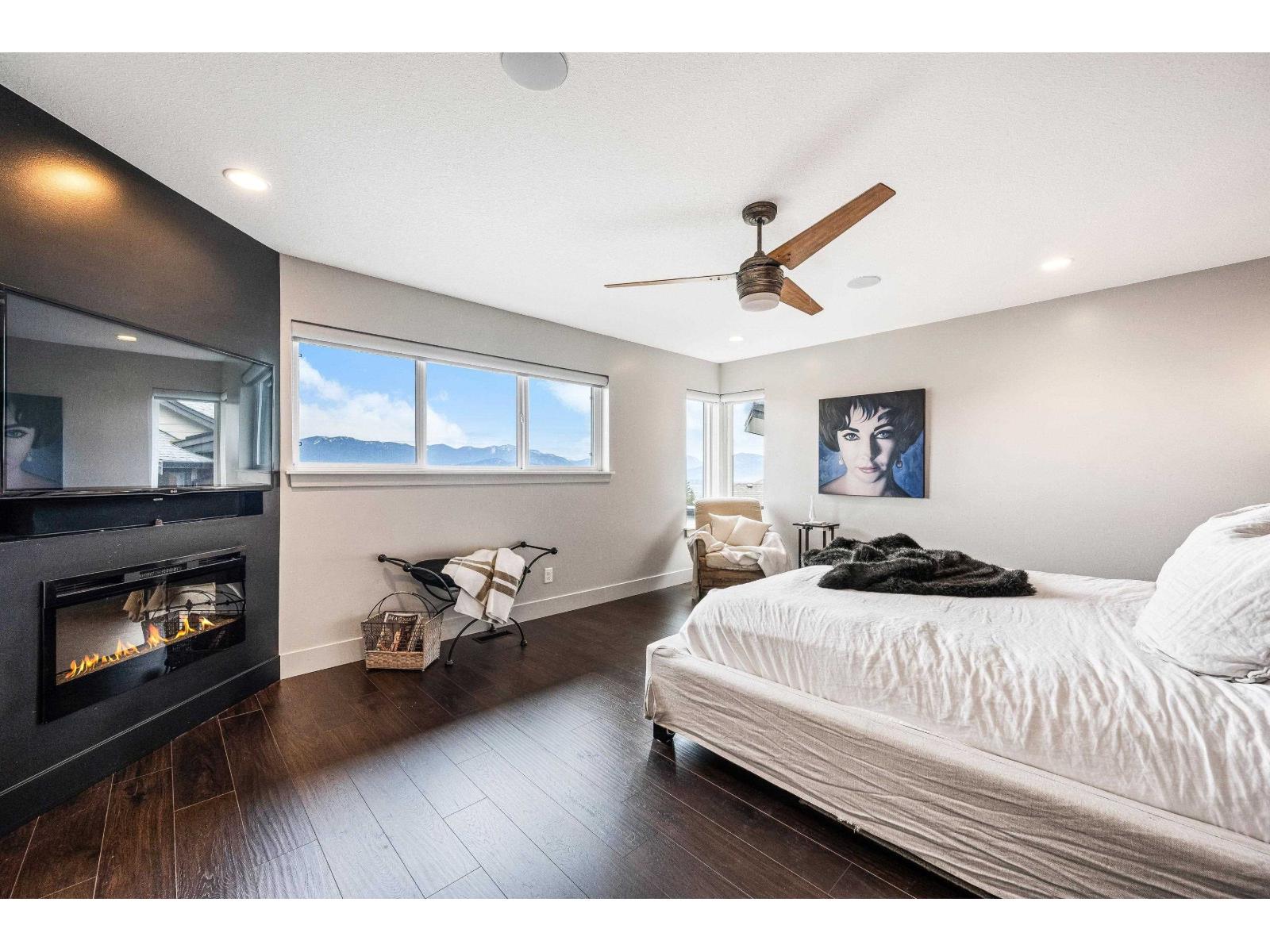 5480 MACLACHLAN PLACE, Promontory, Chilliwack