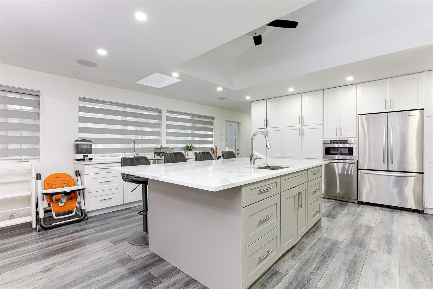 8839 DELWOOD Drive, Delta