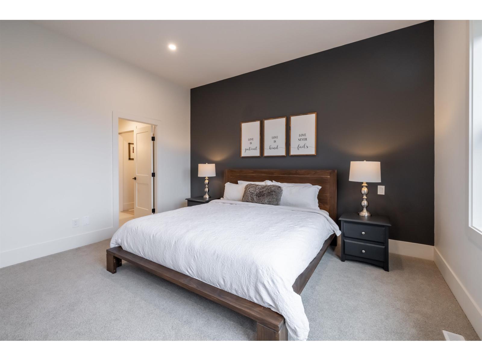 51185 CHARLOTTE PLACE, Eastern Hillsides, Chilliwack