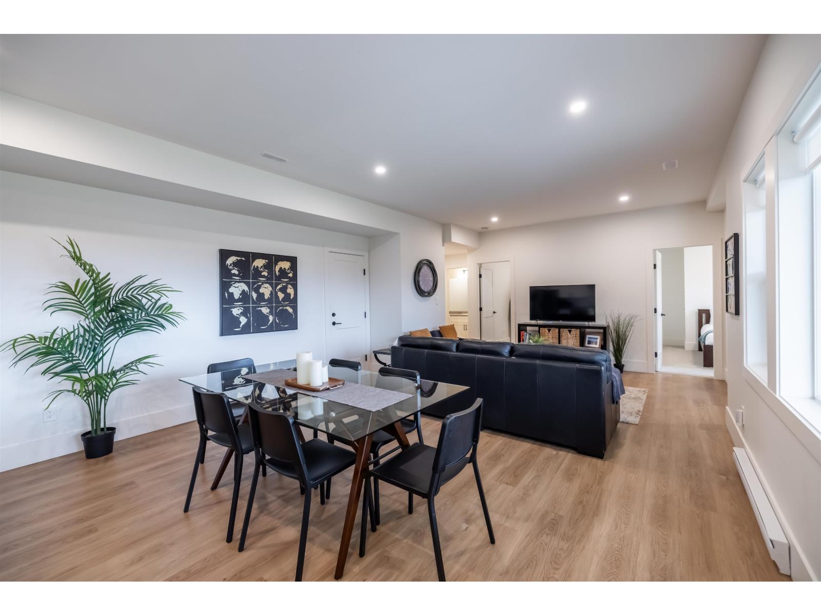 51185 CHARLOTTE PLACE, Eastern Hillsides, Chilliwack