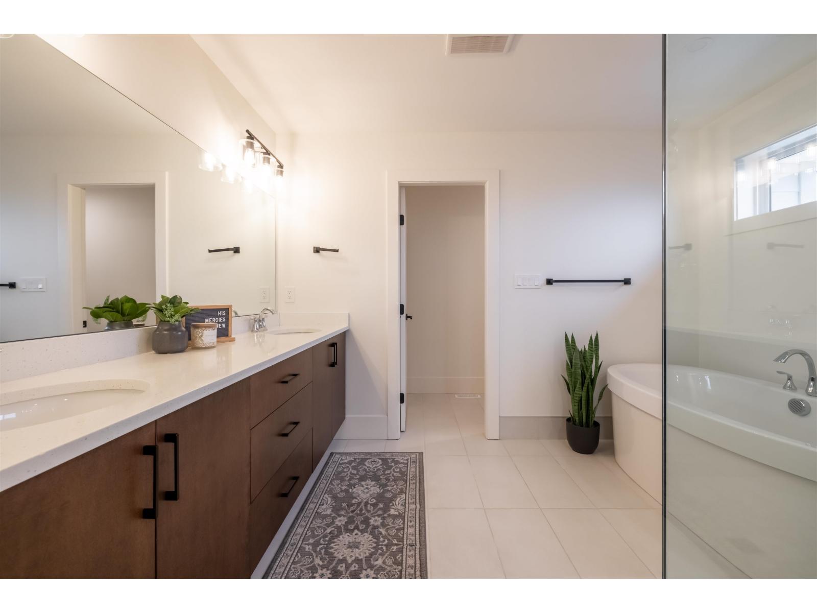 51185 CHARLOTTE PLACE, Eastern Hillsides, Chilliwack