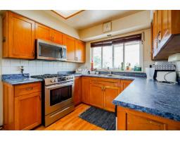 13792 112 Avenue, Surrey, BC V3R2G3 Photo 9