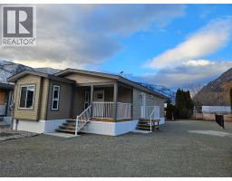 3 1118 Middle Bench Road, Keremeos