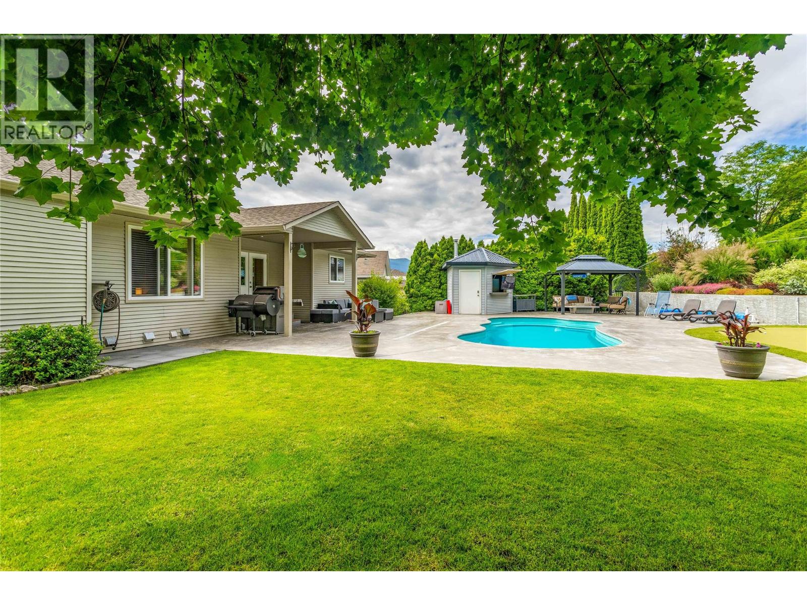  1492 Longley Crescent, Kelowna