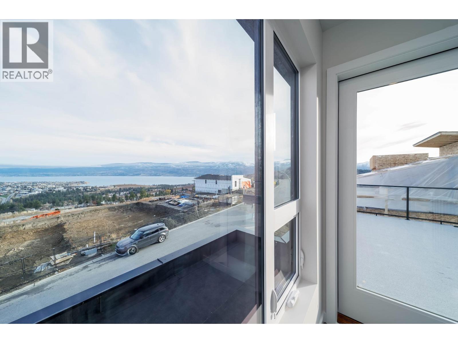 3754 Davidson Court, West Kelowna
