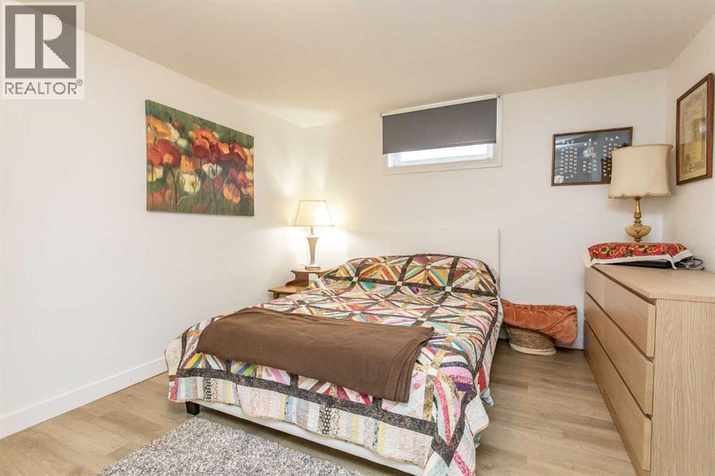 5031 57 Street, Lacombe