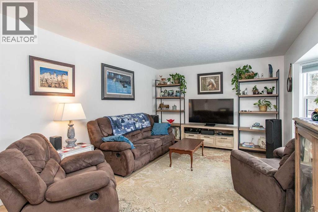 5031 57 Street, Lacombe