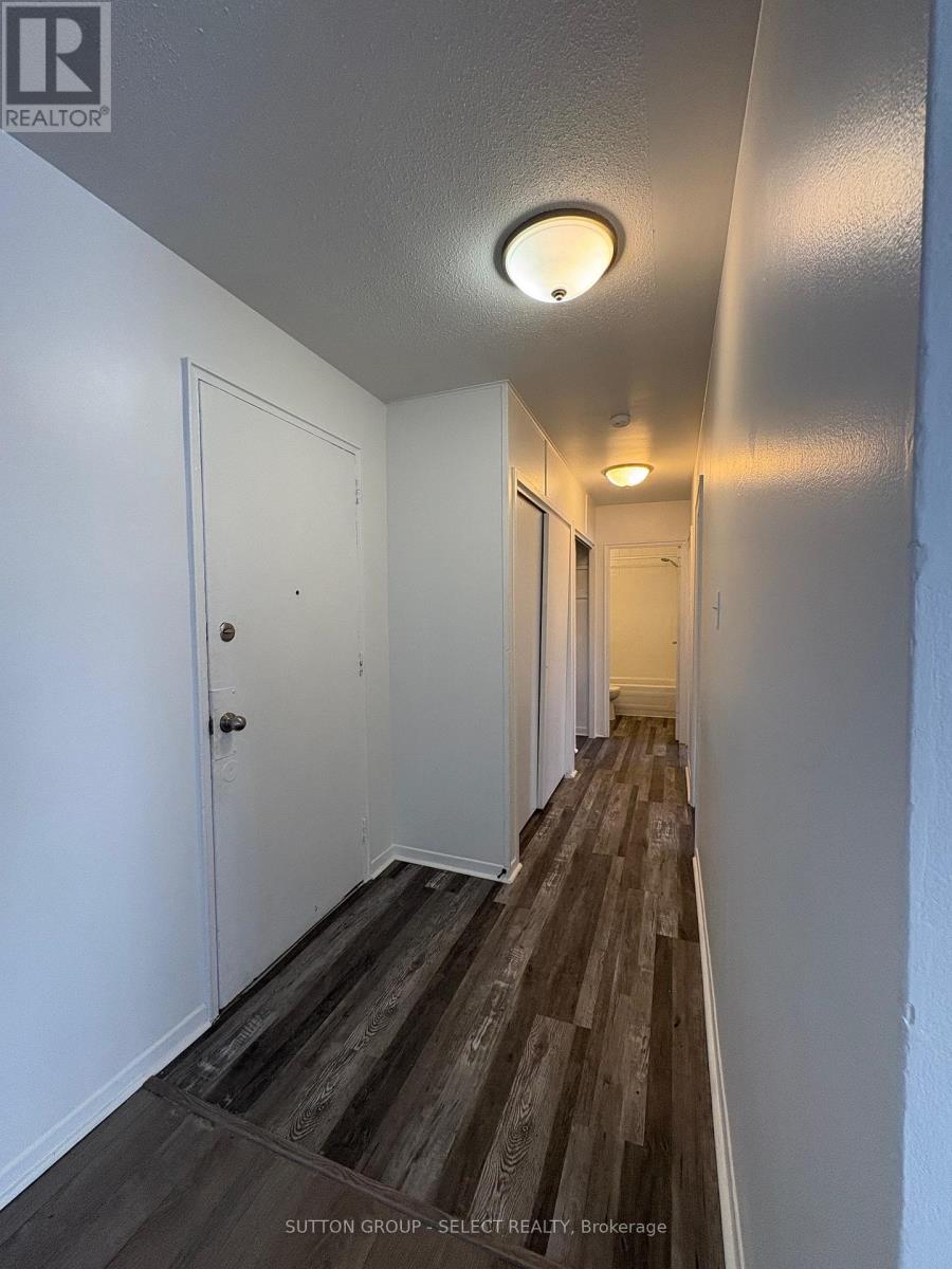 1174 Hamilton Unit 308 photo 2