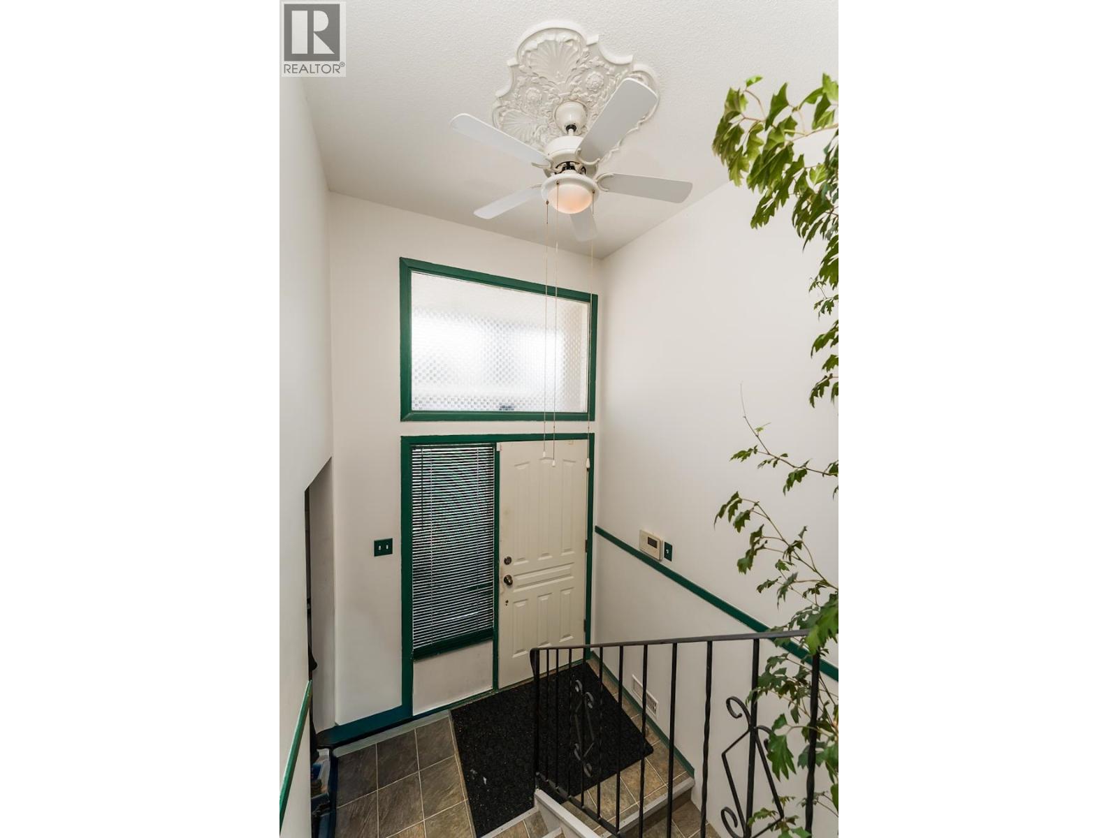 231 WATSON CRESCENT - 11