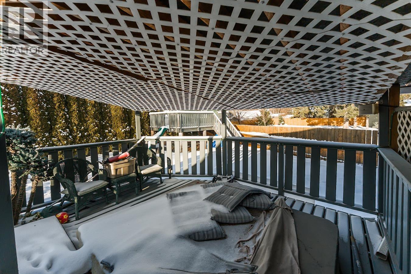 231 WATSON CRESCENT - 28