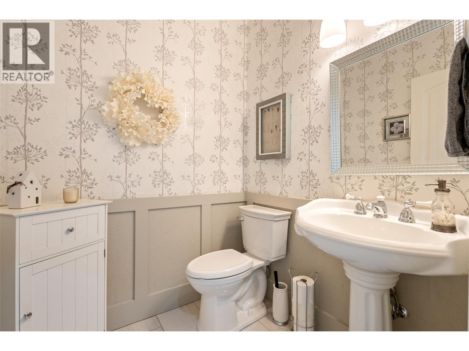  1012 Arbor View Drive, Kelowna