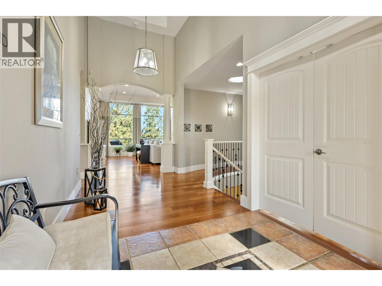  1012 Arbor View Drive, Kelowna