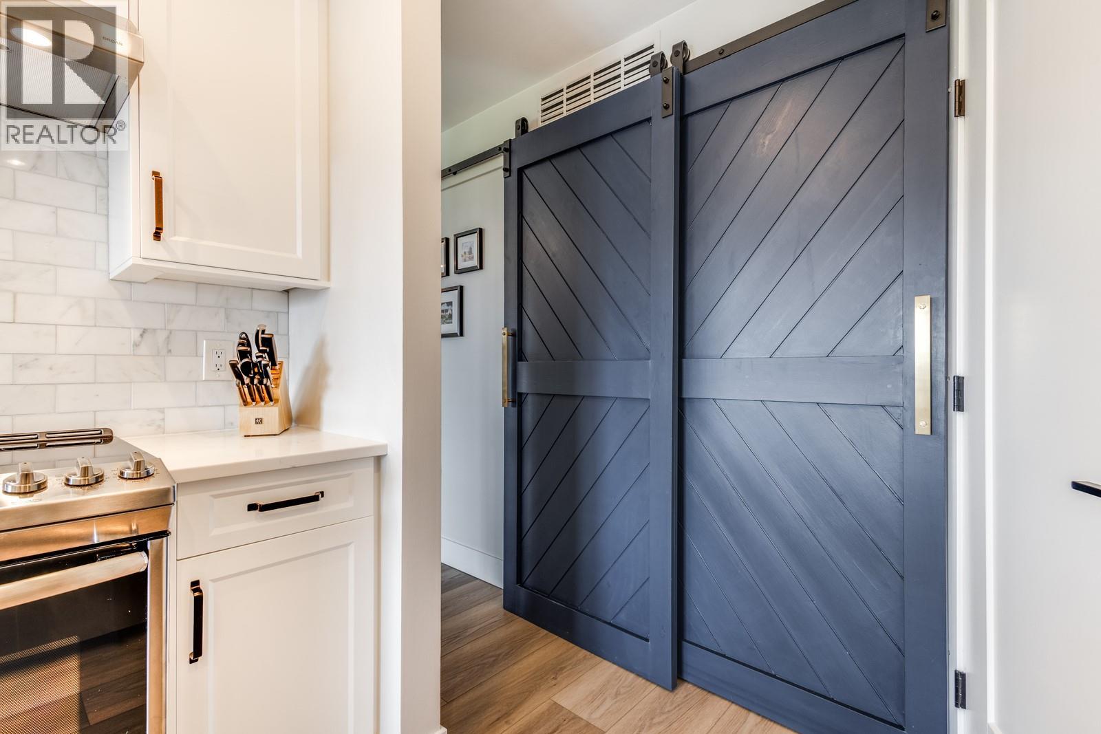  2230 Golf Course Drive, West Kelowna