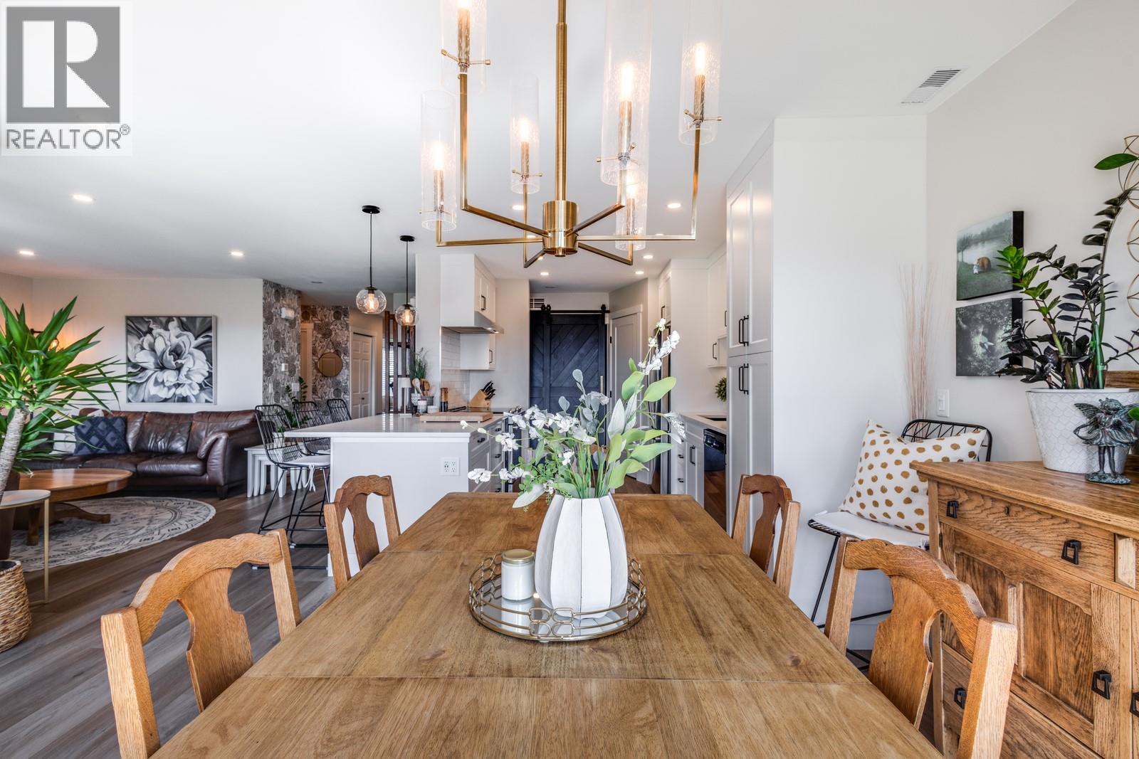  2230 Golf Course Drive, West Kelowna