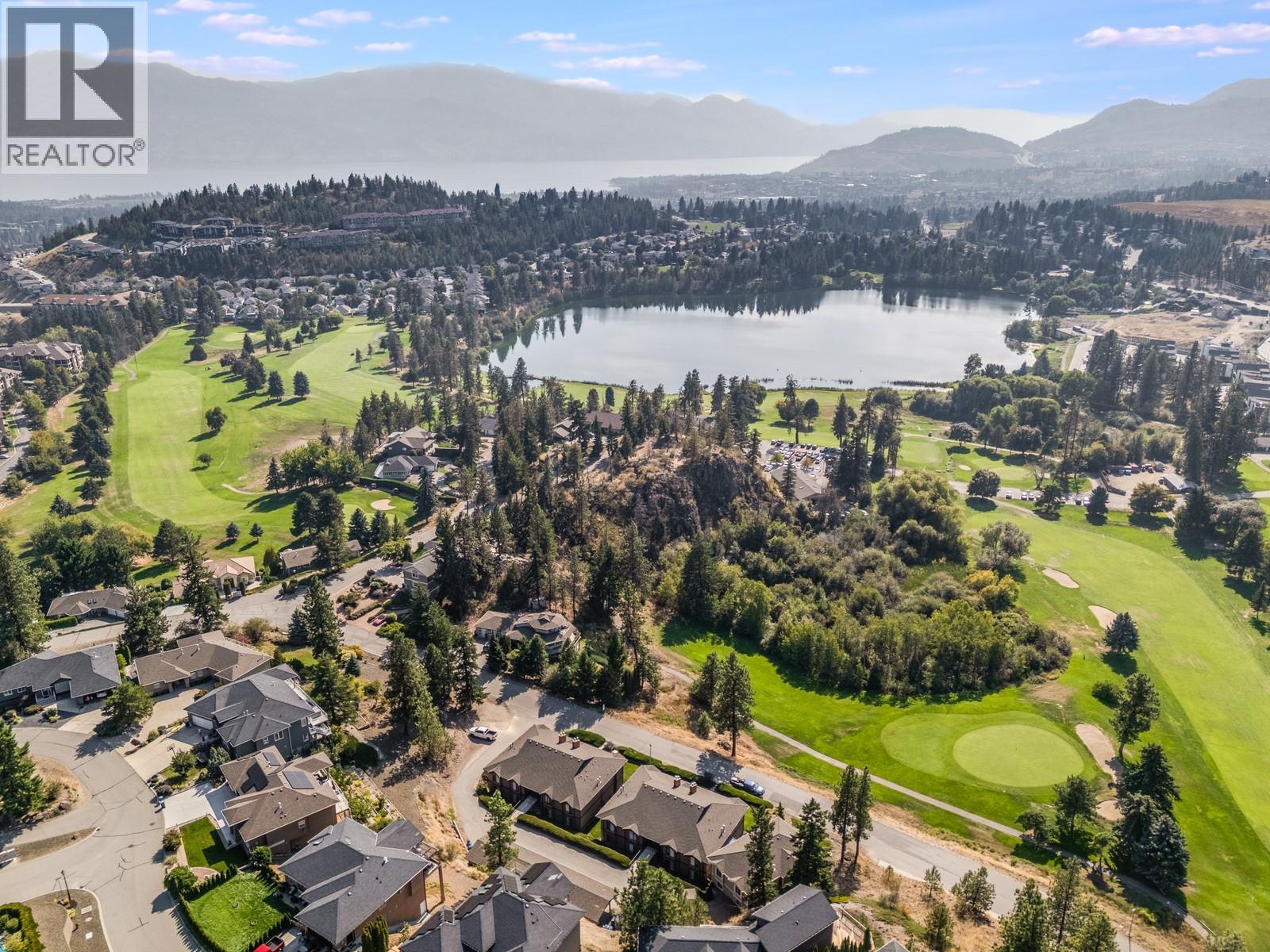  2230 Golf Course Drive, West Kelowna