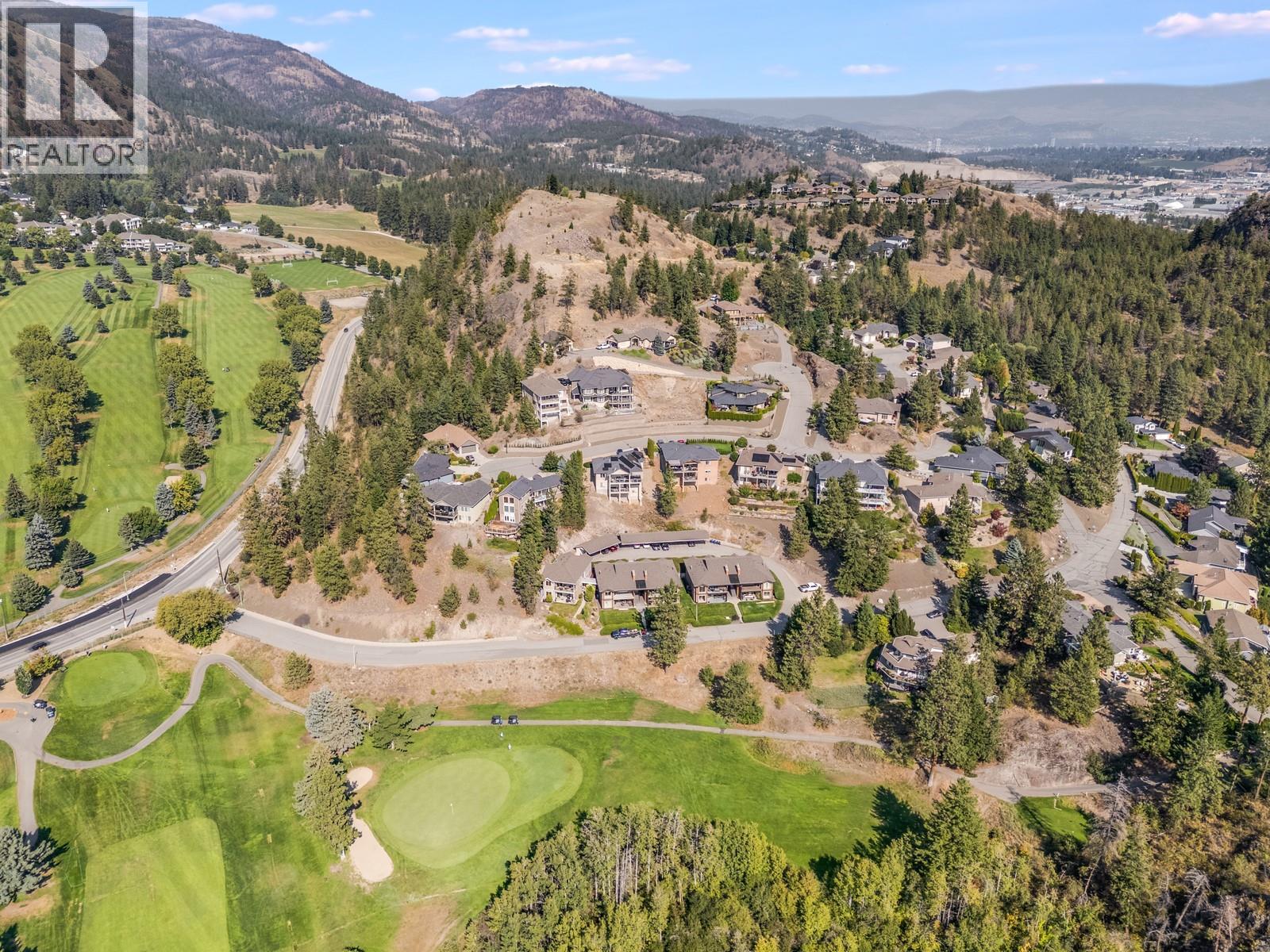  2230 Golf Course Drive, West Kelowna