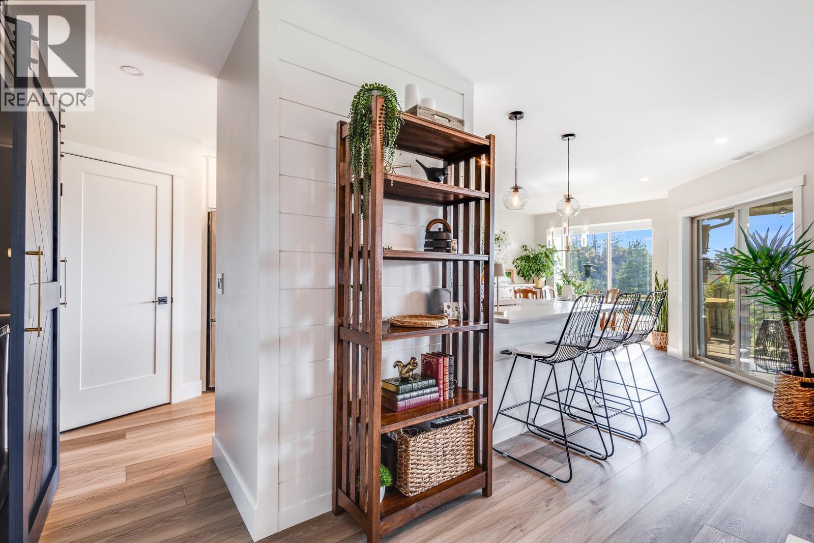  2230 Golf Course Drive, West Kelowna