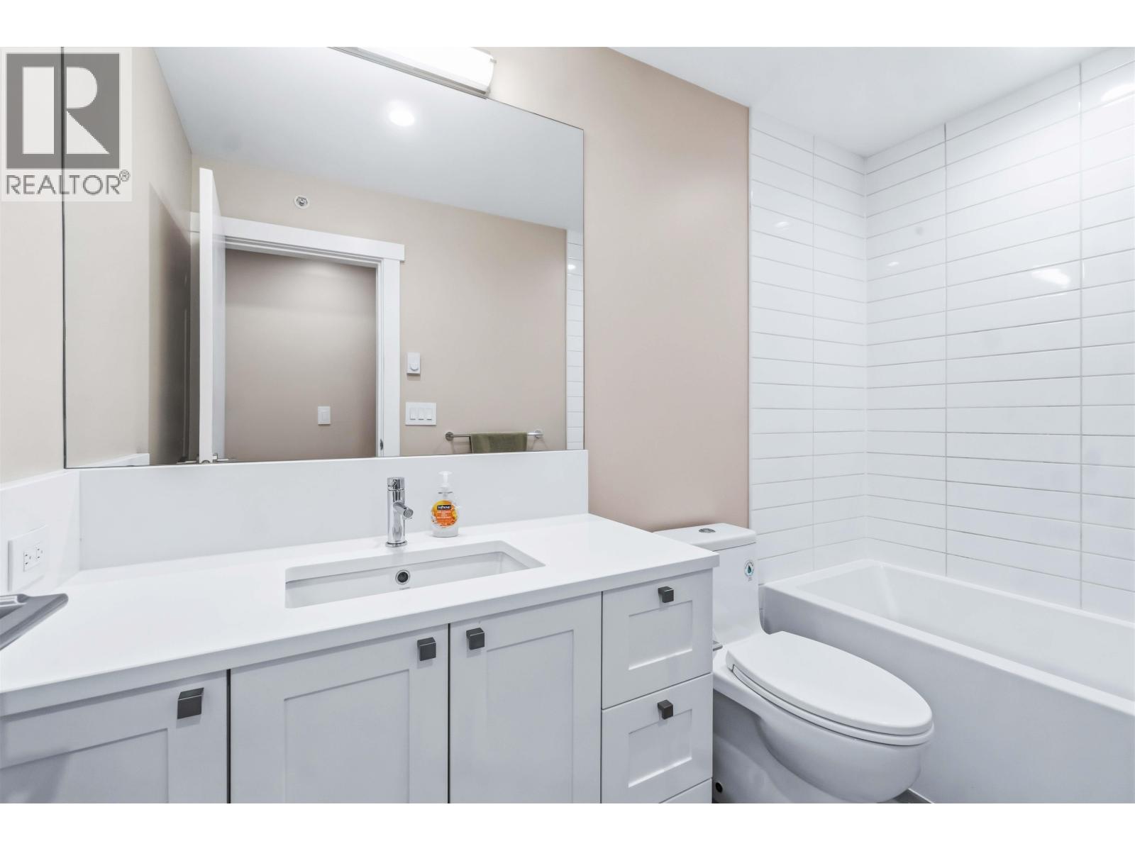 4688 HAZELNUT Way, Tsawwassen